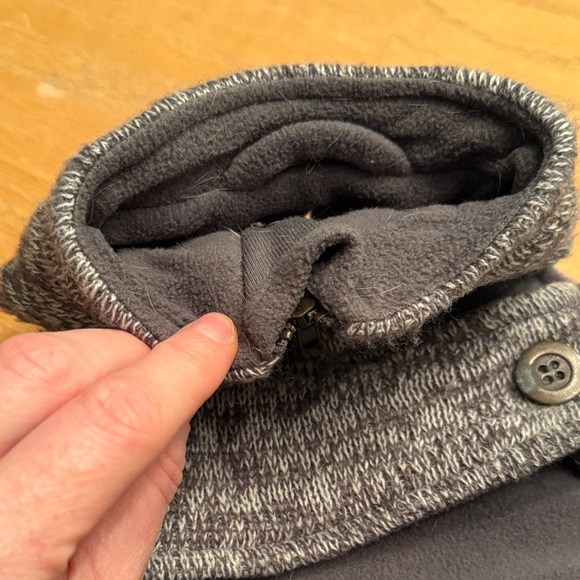 Gray Dog Sweater with Zipper Accents - Picture 4 of 8